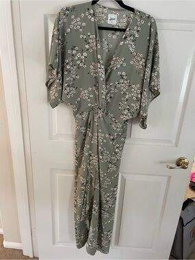 Lezat Brand Floral Tie-Front Kimono Dress in Sage Green